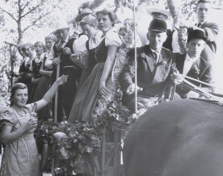 <br>um 1960