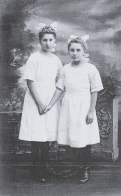 <br>um 1919