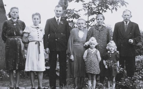 <br>um 1943