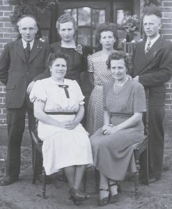 <br>um 1952