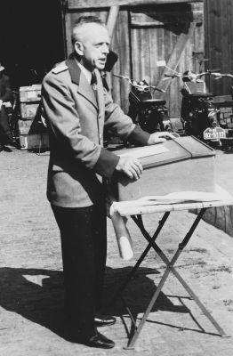 <br>um 1958