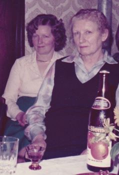 <br>um 1977