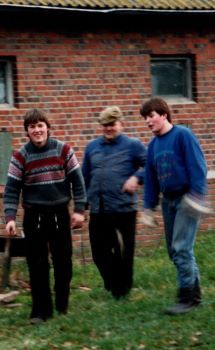 <br>1990