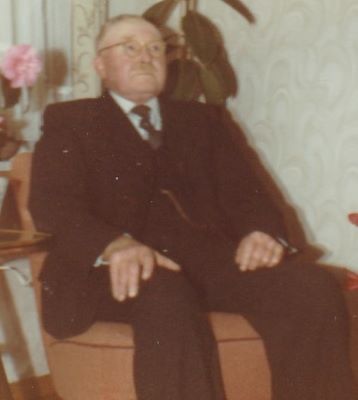 <br>April 1961