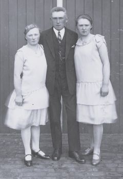 <br>um 1934