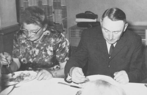 <br>um 1960