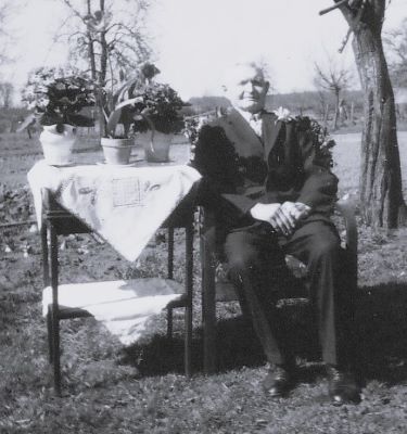 <br>April 1951
