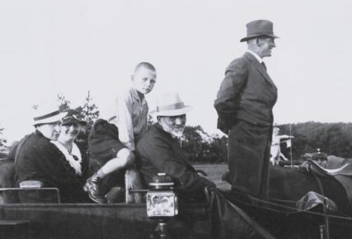 <br>um 1934