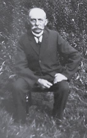 <br>um 1935