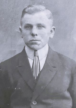<br>um 1921