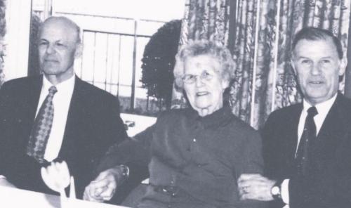 <br>um 1992