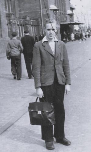 <br>um 1948