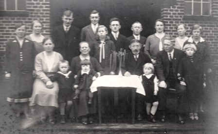 <br>um 1932