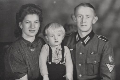 <br>um 1943
