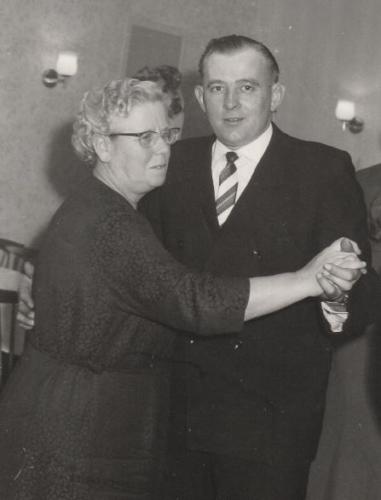 <br>um 1960