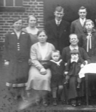 <br>um1932