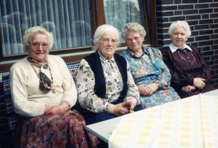<br>um 1988