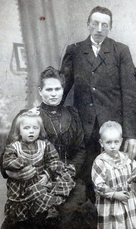 <br>um 1910