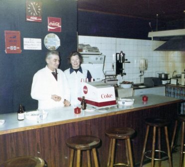 <br>um 1975